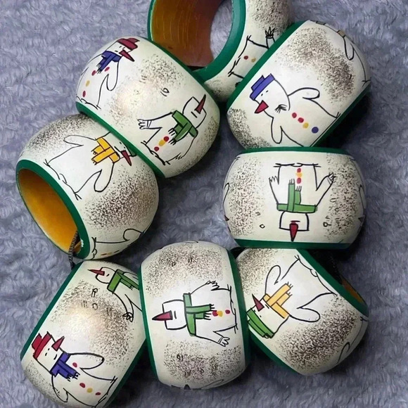 Set of 8 VTG Painted Wooden Snowman Christmas Holiday Napkin Rings Gold Shimmer - Picture 5 of 5